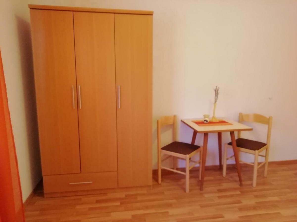 Apartments Jadranka Ivana Pula Zewnętrze zdjęcie