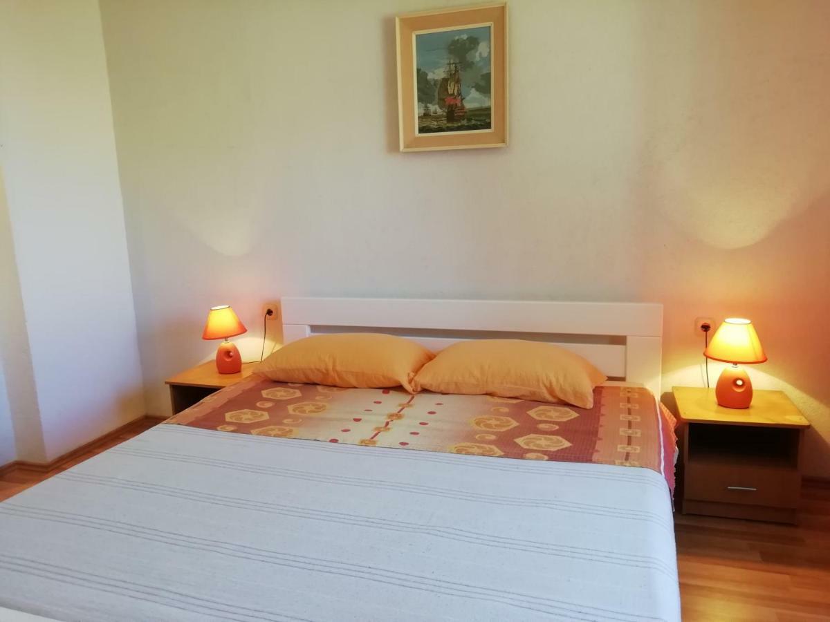 Apartments Jadranka Ivana Pula Zewnętrze zdjęcie