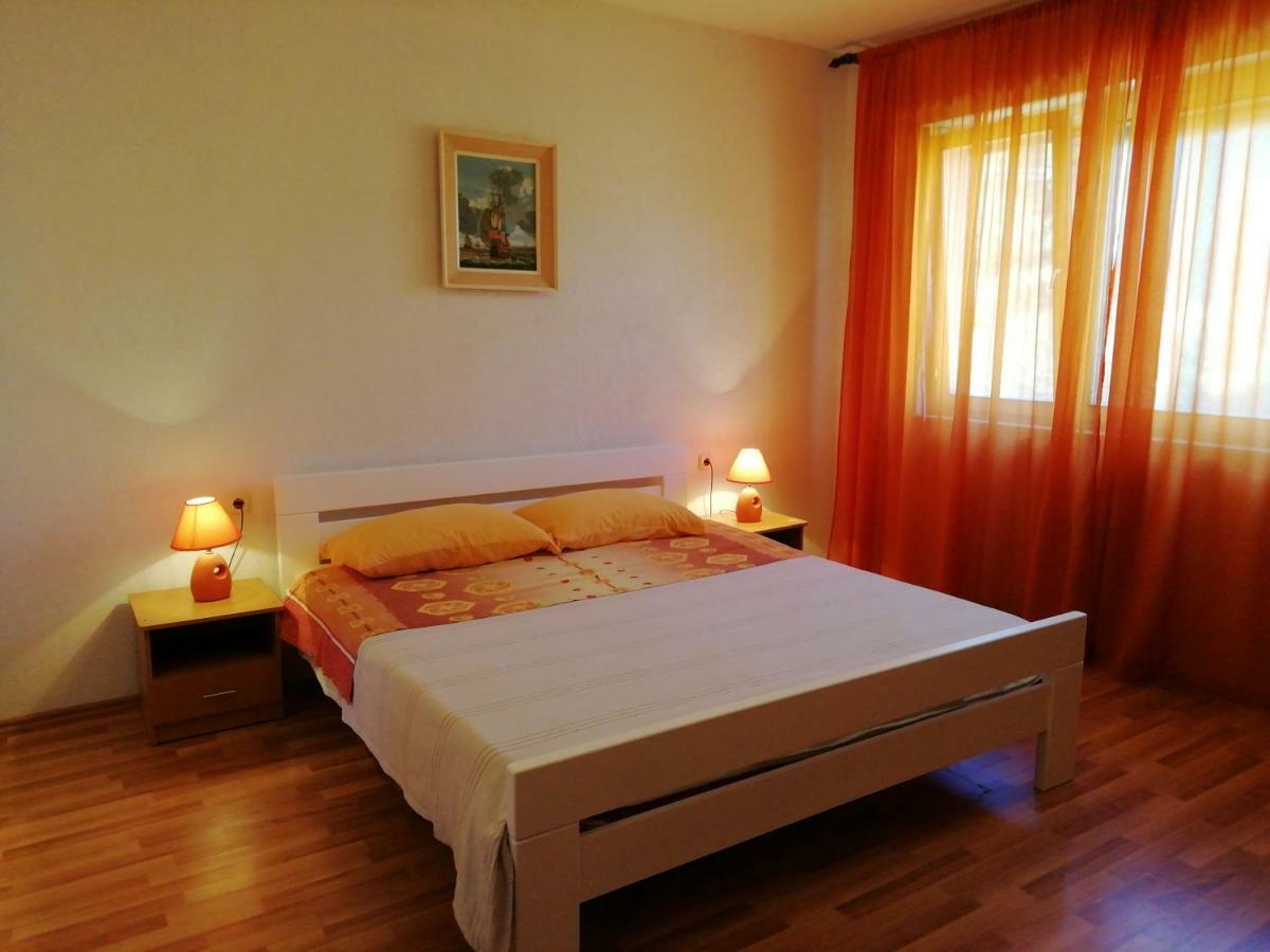 Apartments Jadranka Ivana Pula Zewnętrze zdjęcie
