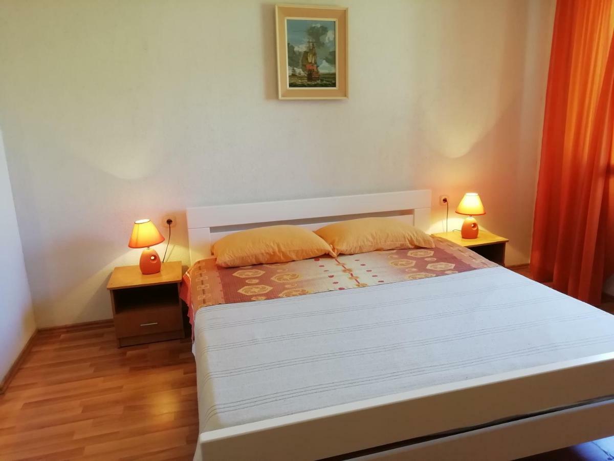 Apartments Jadranka Ivana Pula Zewnętrze zdjęcie