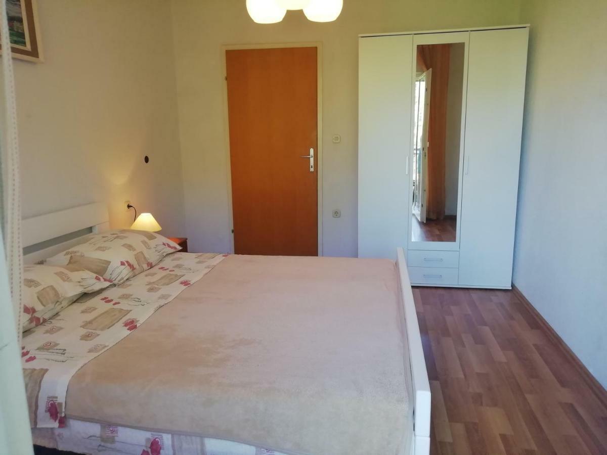 Apartments Jadranka Ivana Pula Zewnętrze zdjęcie