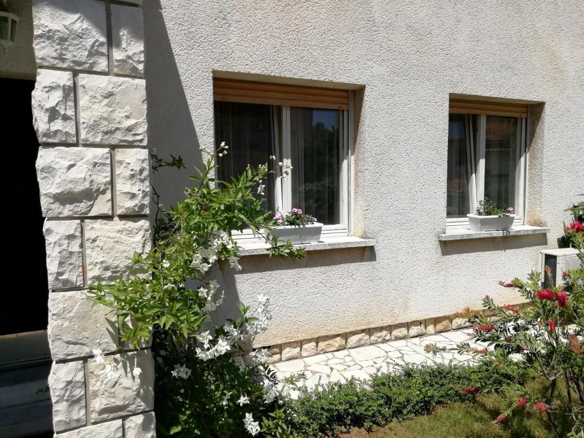 Apartments Jadranka Ivana Pula Zewnętrze zdjęcie